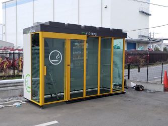 物流倉庫の喫煙ブース施工事例