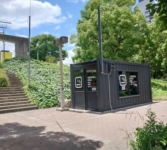 公園の喫煙ブース施工事例
